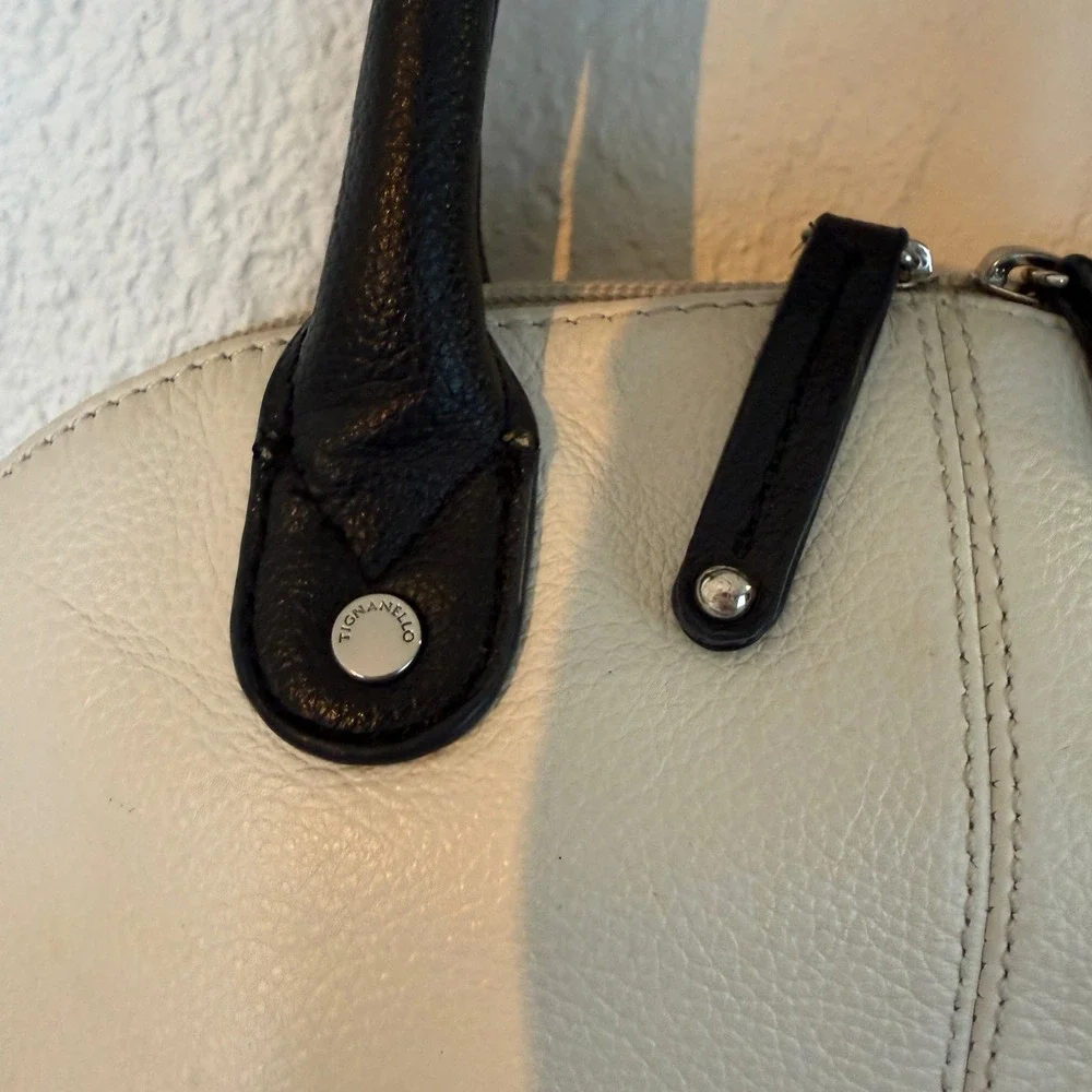 Tignanello Cream‎ Black Pebbled Leather Dome Satchel Handbag Two Tone Bag
